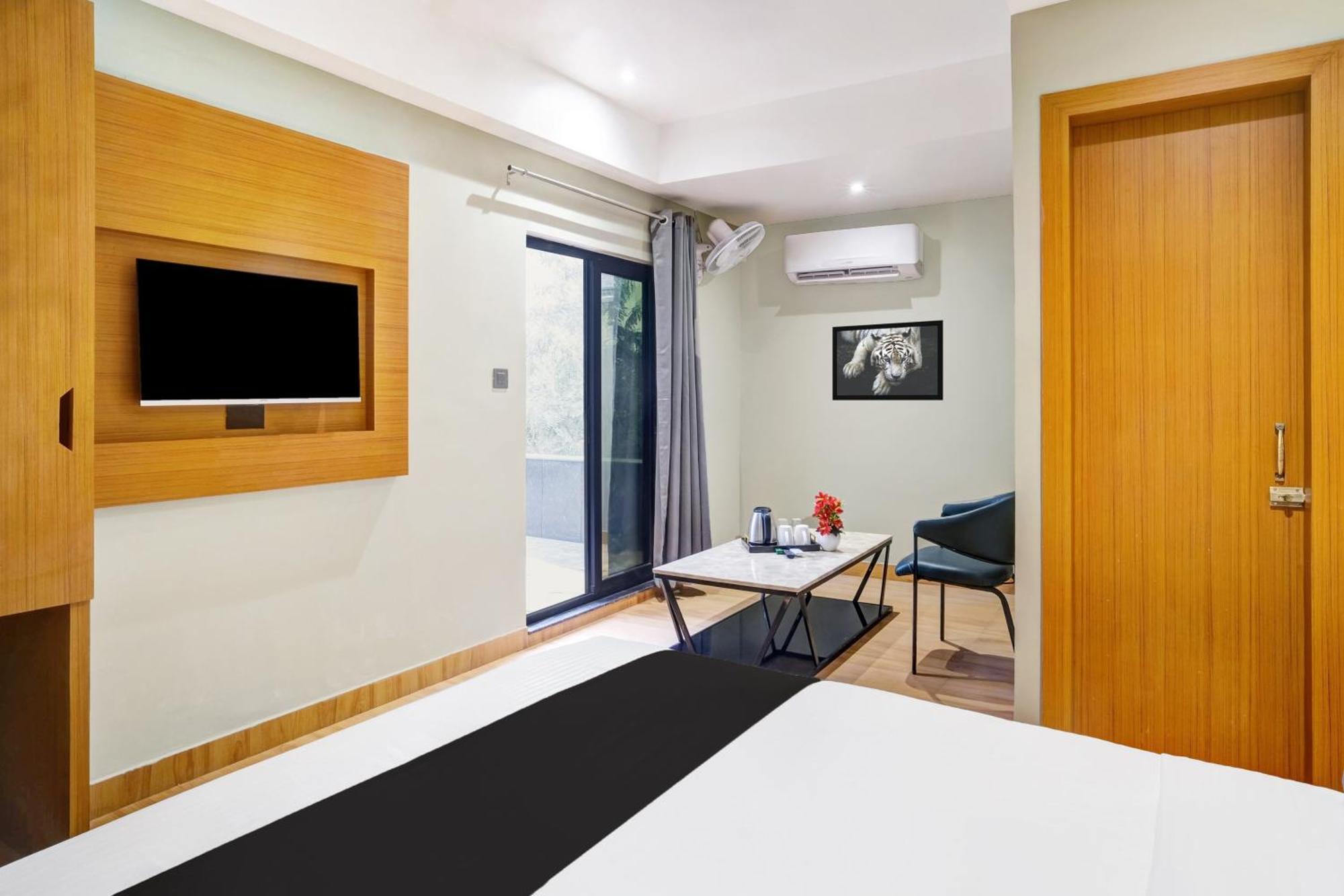 Townhouse Oak Sarusajai Stadium Dispur Buitenkant foto